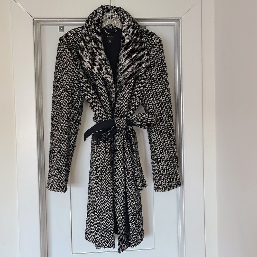 ANN TAYLOR BELTED WRAP COAT